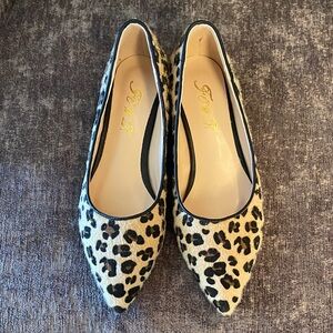 FOWT Leopard-Print Pointed Toe Flats - Beige & Black